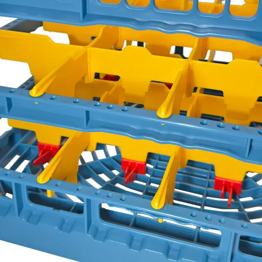 FriesRack System 500 - Detailansicht der Schrgstellung beim Glserkorb Typ H3-4x4 fr 16 Glser mit gelber Fachung und rotem Schrgsteller