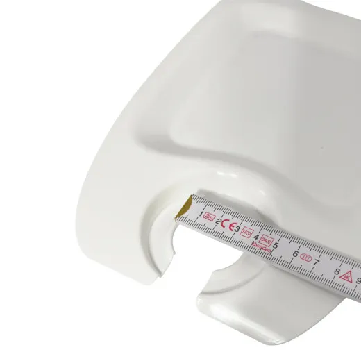 Abbildung zeigt ein Detail der Telleraufnahme f�r Stielgl�ser sowie das entsprechende Ma� zur sicheren Platzierung – ideal f�r den professionellen Einsatz bei Events.