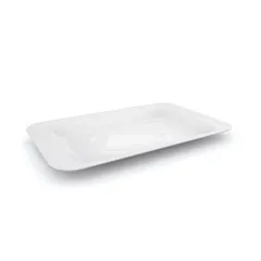 Einzelner Mehrweg Snackteller in Hellgrau aus lebensmittelechtem PP-Kunststoff, BPA- und phthalatfrei. Mae 250x155x17 mm, stapelbar, splmaschinenfest, mikrowellengeeignet, bruchfest und formstabil. Ideal fr Gastronomie und Catering.